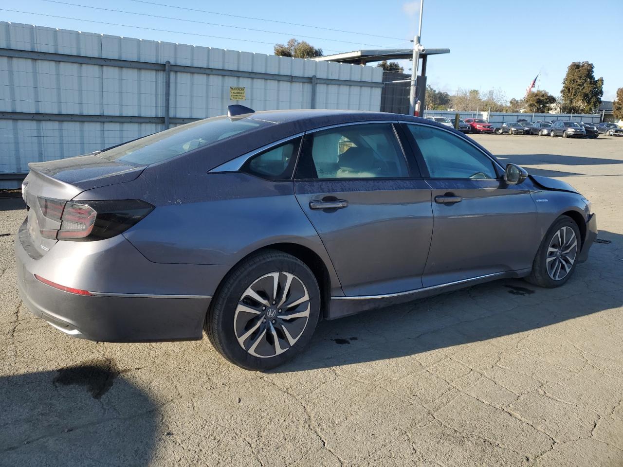 Photo 2 VIN: 1HGCV3F53LA005079 - HONDA ACCORD 