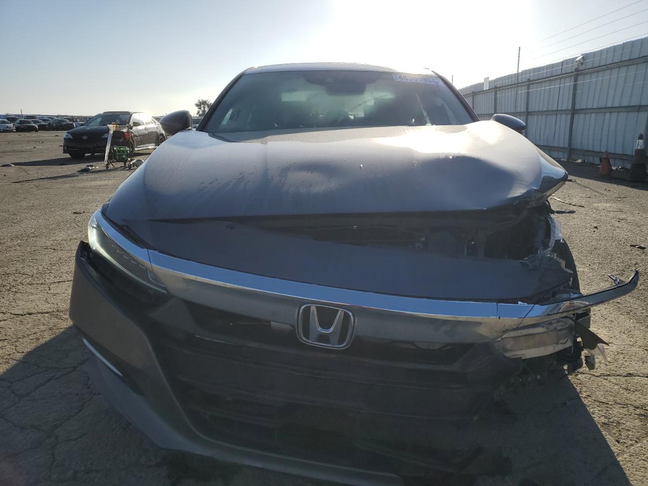 Photo 4 VIN: 1HGCV3F53LA005079 - HONDA ACCORD 