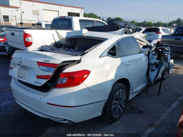 Photo 3 VIN: 1HGCV3F56KA012428 - HONDA ACCORD 