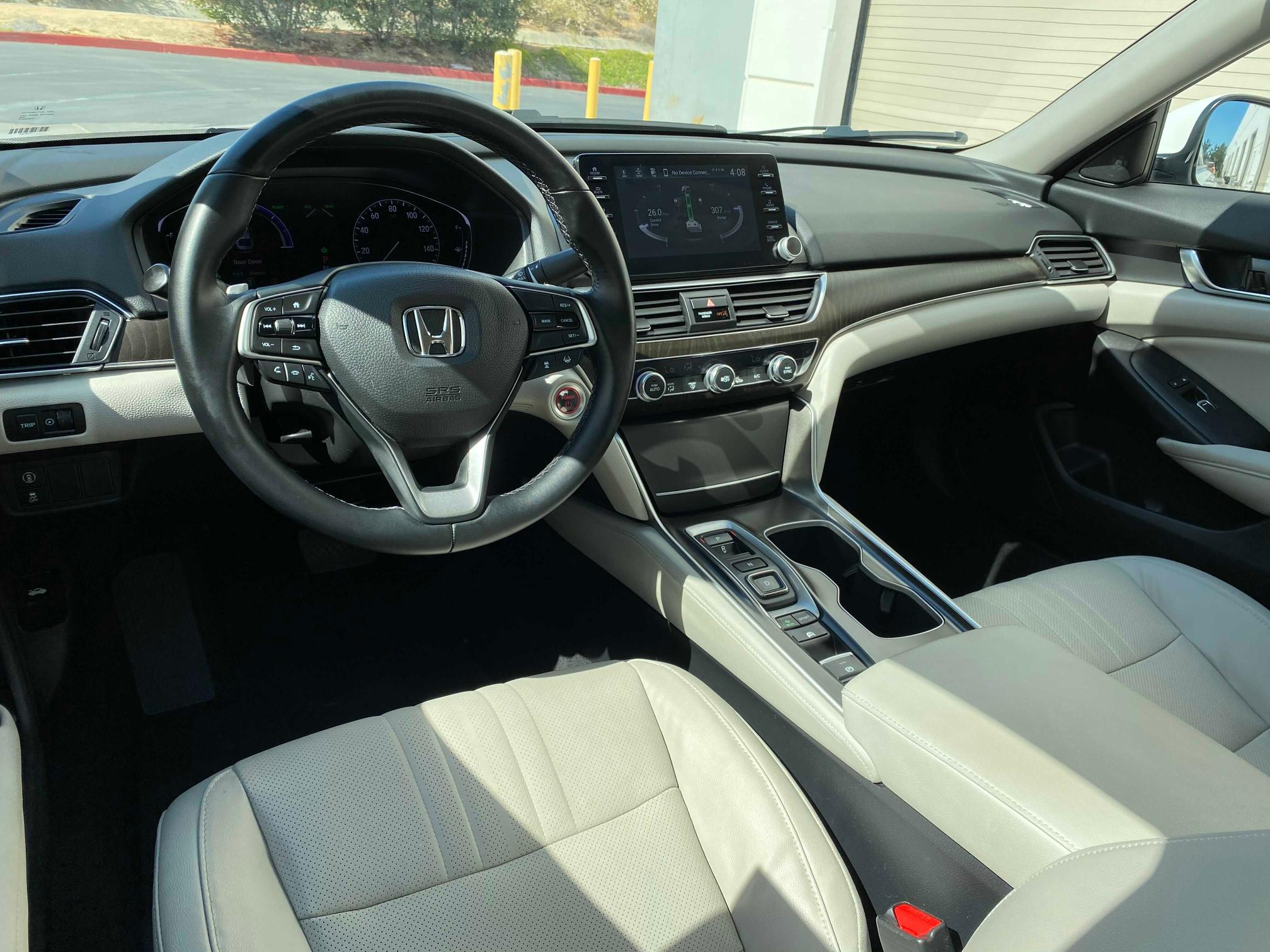 Photo 8 VIN: 1HGCV3F57JA016468 - HONDA ACCORD HYB 