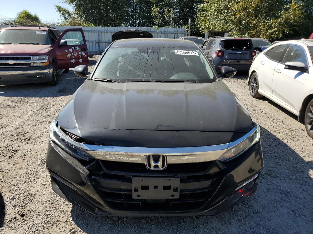 Photo 4 VIN: 1HGCV3F57LA005988 - HONDA ACCORD 