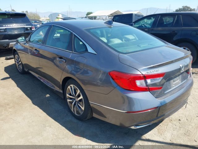 Photo 2 VIN: 1HGCV3F58KA001155 - HONDA ACCORD 