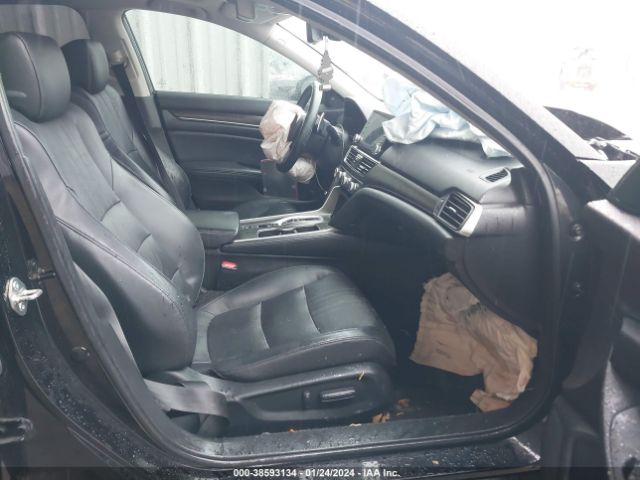 Photo 4 VIN: 1HGCV3F59JA011739 - HONDA ACCORD HYBRID 