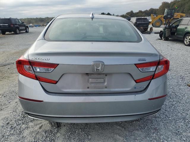 Photo 5 VIN: 1HGCV3F5XLA014992 - HONDA ACCORD HYB 