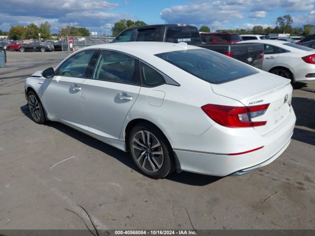 Photo 2 VIN: 1HGCV3F91JA005985 - HONDA ACCORD 