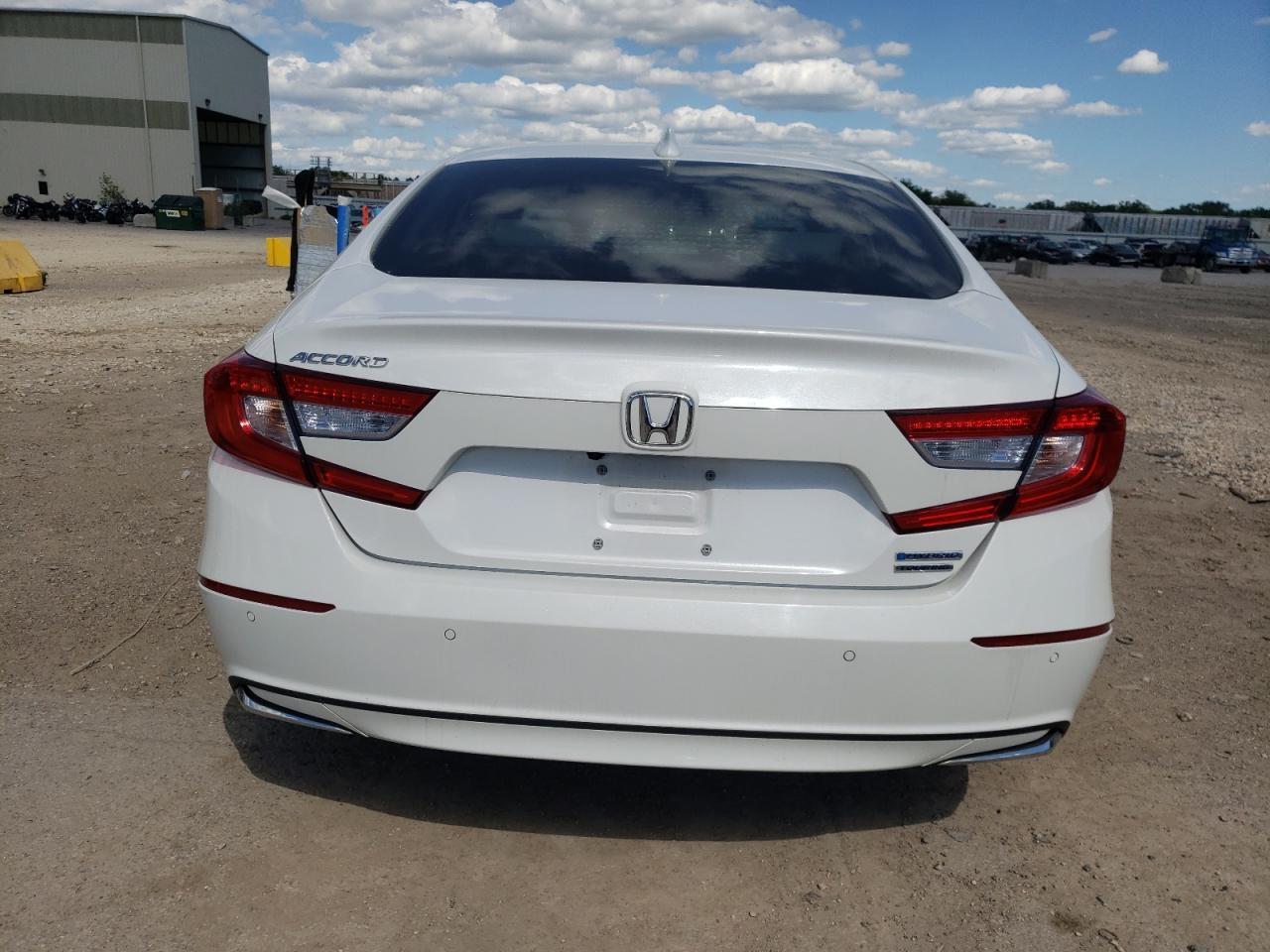 Photo 5 VIN: 1HGCV3F91KA004305 - HONDA ACCORD 