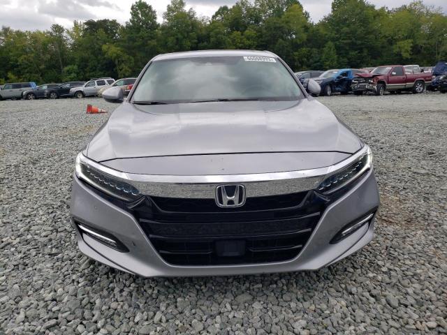 Photo 4 VIN: 1HGCV3F93JA008080 - HONDA ACCORD TOU 