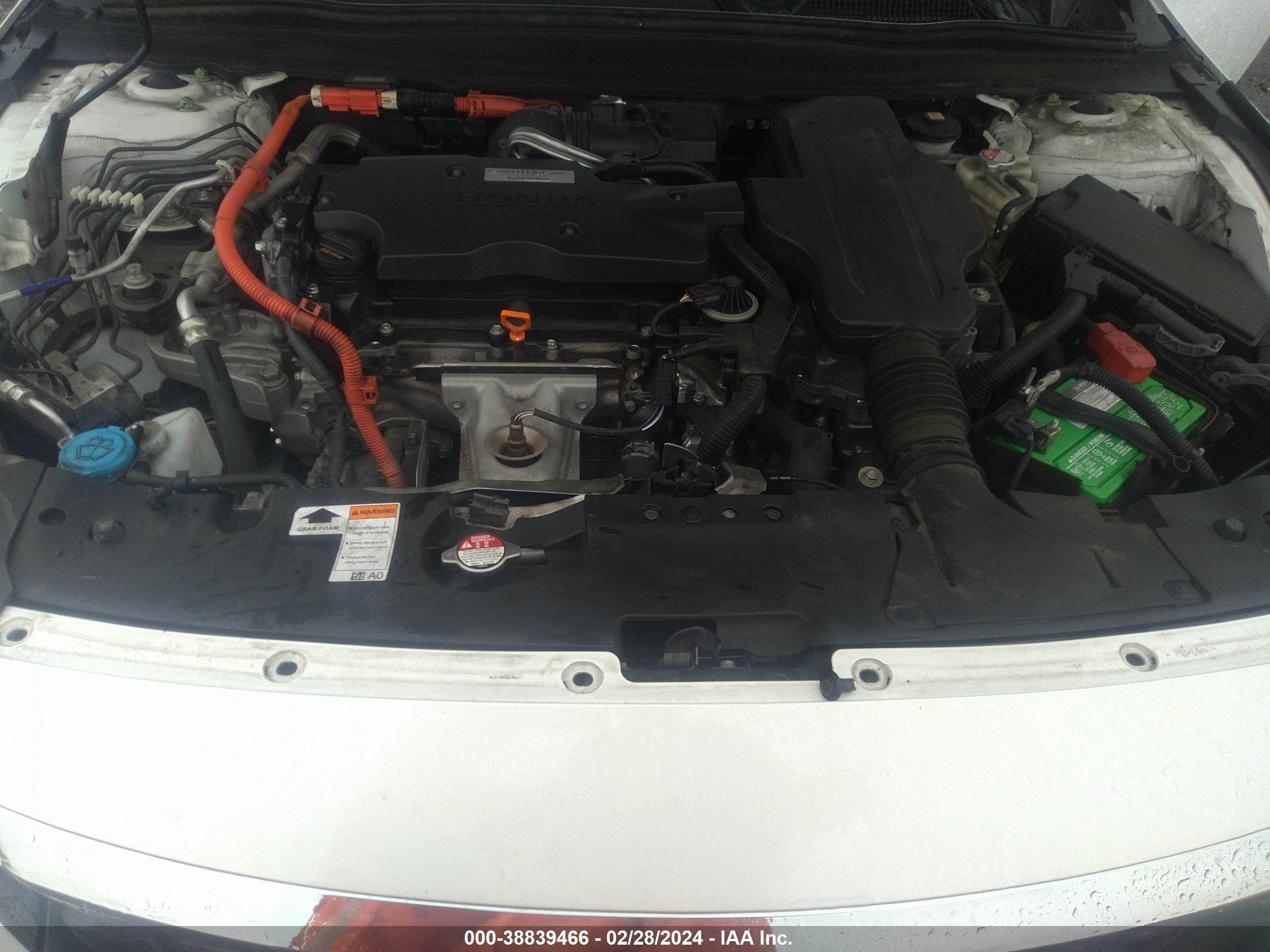 Photo 9 VIN: 1HGCV3F93JA015014 - HONDA ACCORD 