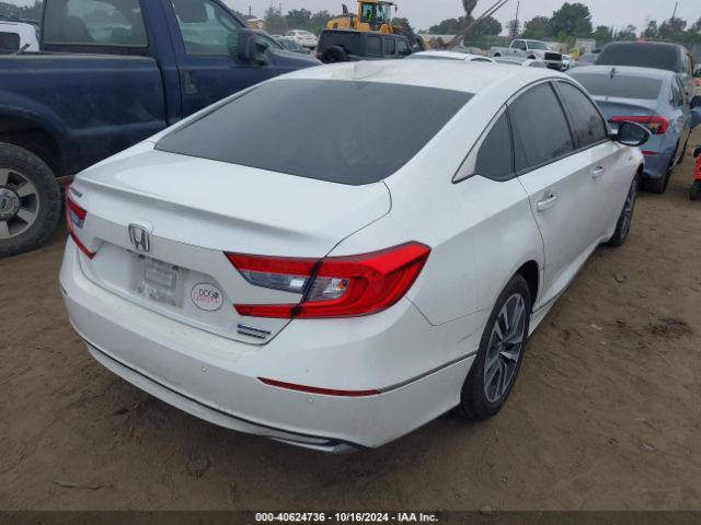 Photo 3 VIN: 1HGCV3F94JA005995 - HONDA ACCORD 