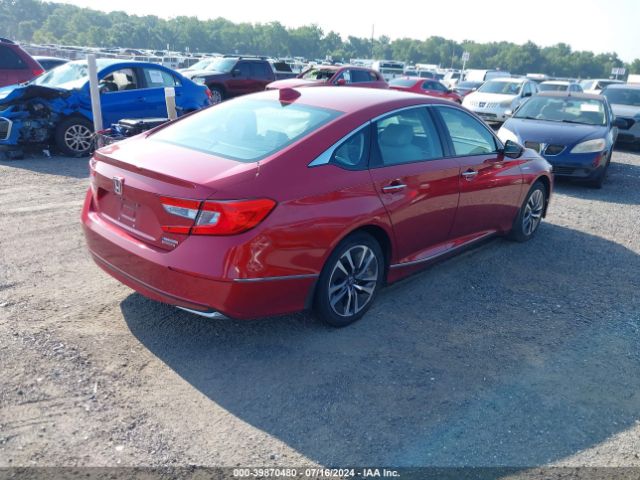 Photo 3 VIN: 1HGCV3F95JA005892 - HONDA ACCORD 