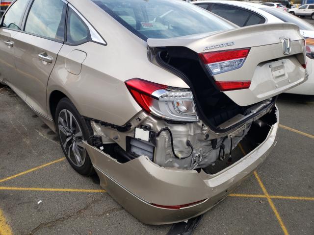 Photo 8 VIN: 1HGCV3F96KA011072 - HONDA ACCORD TOU 