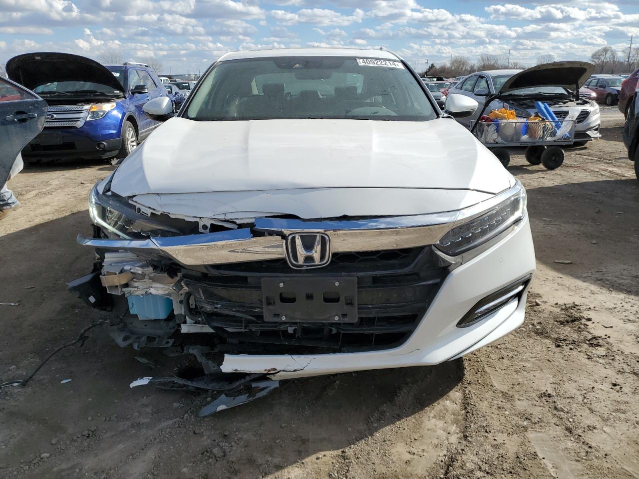 Photo 4 VIN: 1HGCV3F96LA017164 - HONDA ACCORD 