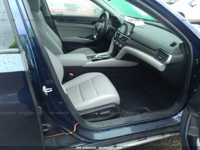 Photo 4 VIN: 1HGCV3F98KA015656 - HONDA ACCORD HYBRID 