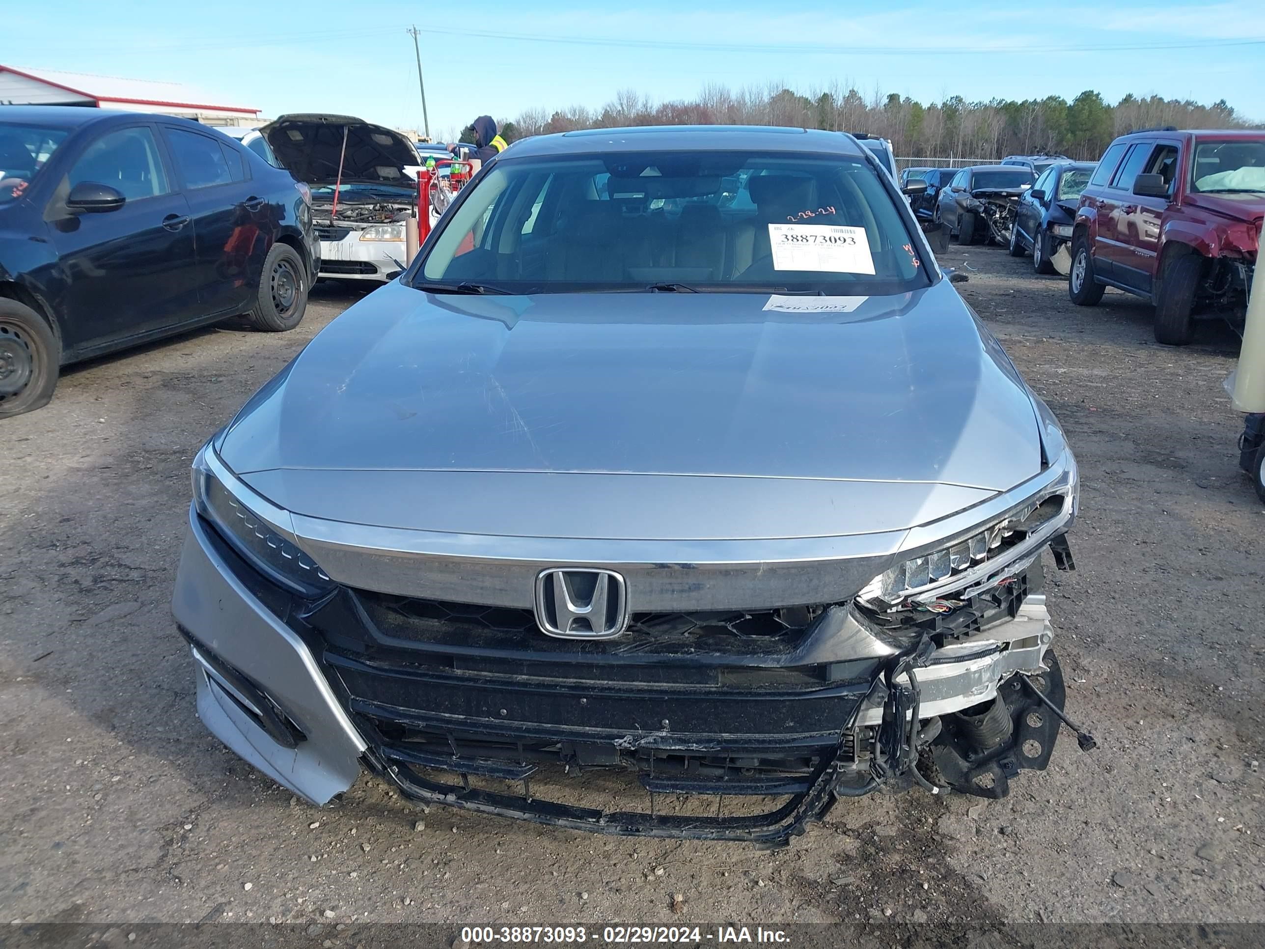 Photo 12 VIN: 1HGCV3F98LA007624 - HONDA ACCORD 