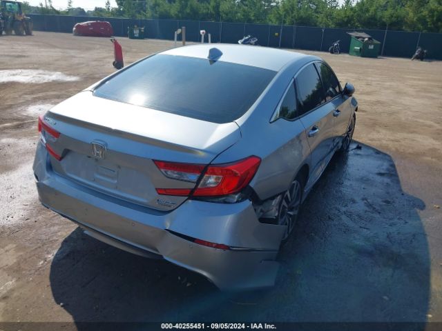 Photo 3 VIN: 1HGCV3F9XKA021183 - HONDA ACCORD 