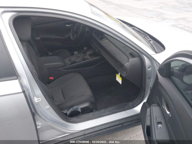 Photo 4 VIN: 1HGCY1F21PA010174 - HONDA ACCORD 