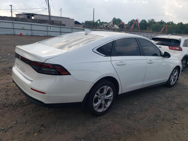 Photo 2 VIN: 1HGCY1F22PA004206 - HONDA ACCORD 