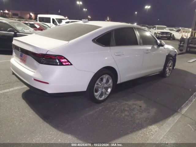 Photo 3 VIN: 1HGCY1F23PA050529 - HONDA ACCORD 