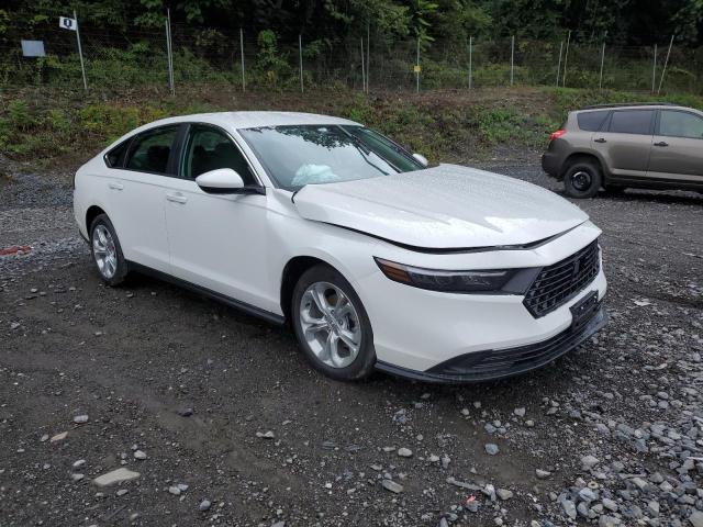 Photo 3 VIN: 1HGCY1F24PA044951 - HONDA ACCORD 