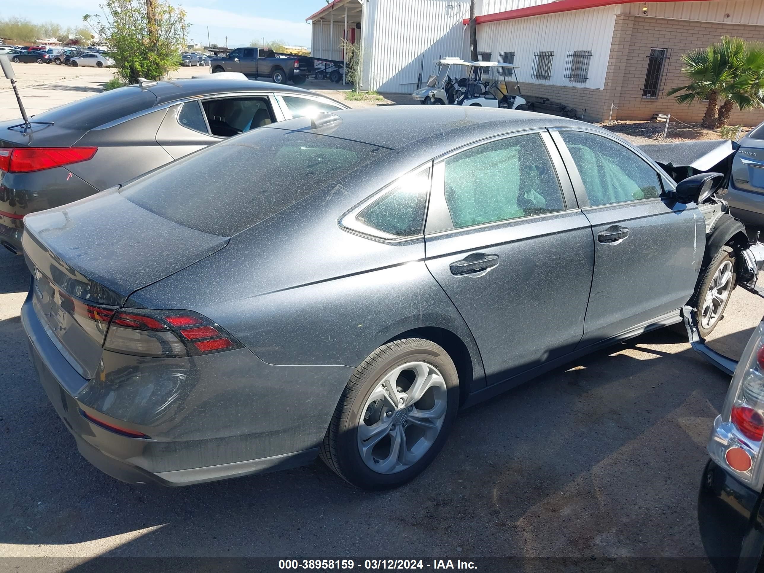 Photo 11 VIN: 1HGCY1F25PA043162 - HONDA ACCORD 