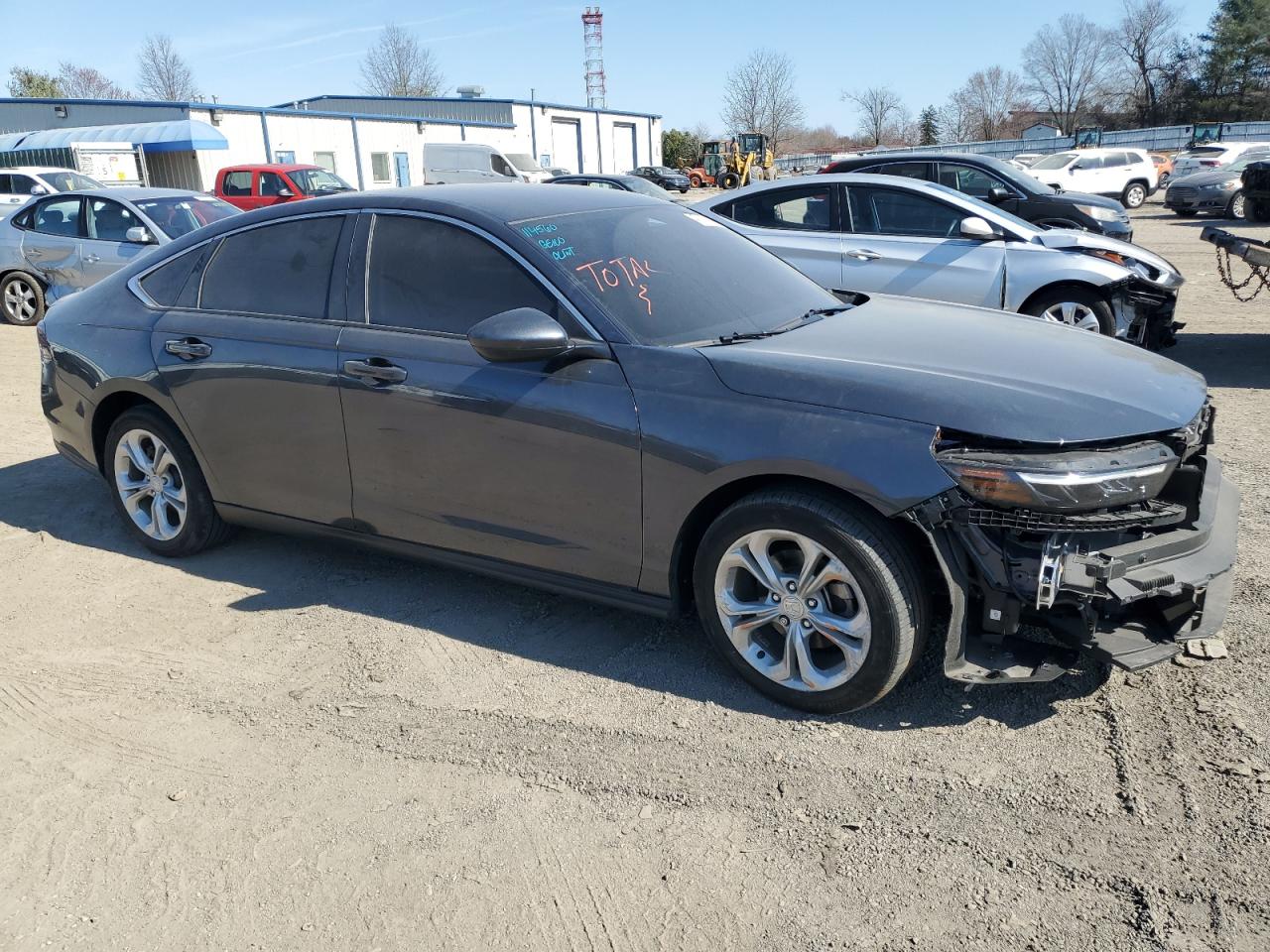 Photo 3 VIN: 1HGCY1F27PA029151 - HONDA ACCORD 