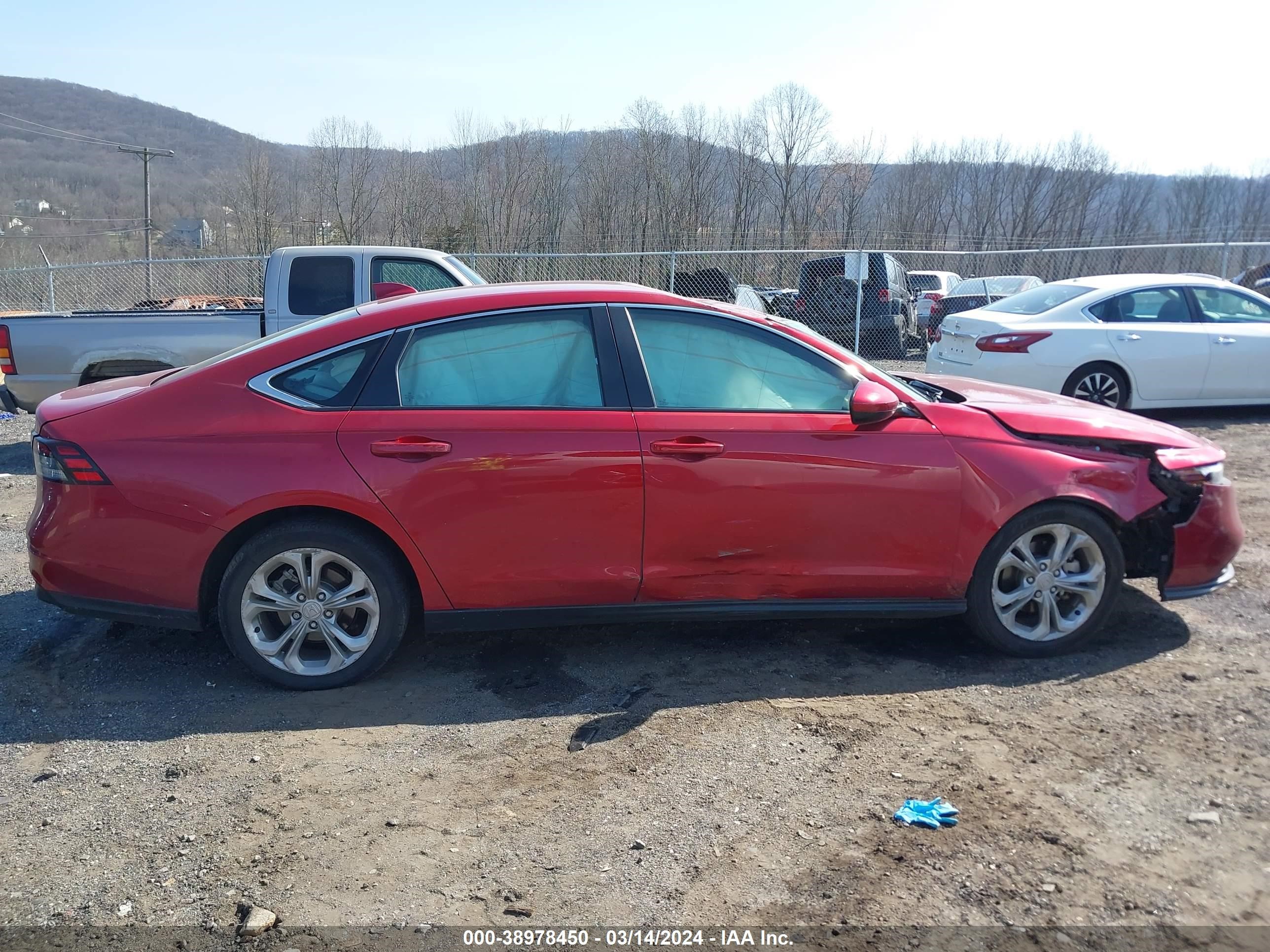 Photo 12 VIN: 1HGCY1F28PA030759 - HONDA ACCORD 