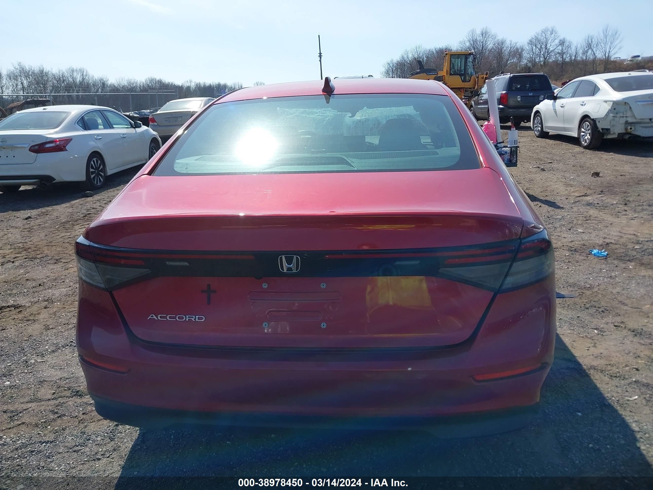 Photo 15 VIN: 1HGCY1F28PA030759 - HONDA ACCORD 