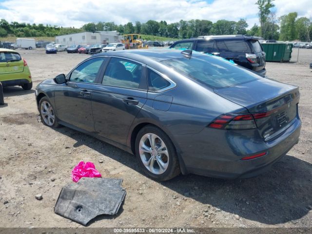 Photo 2 VIN: 1HGCY1F28RA050545 - HONDA ACCORD 