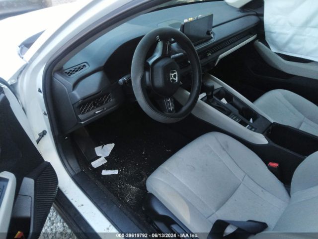 Photo 4 VIN: 1HGCY1F29PA028549 - HONDA ACCORD 