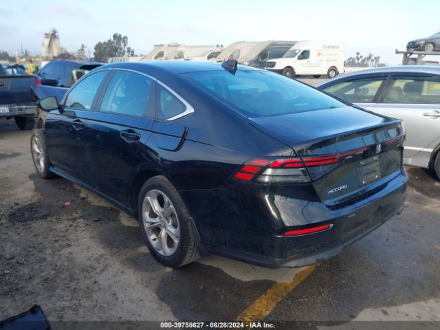 Photo 2 VIN: 1HGCY1F29PA037669 - HONDA ACCORD 