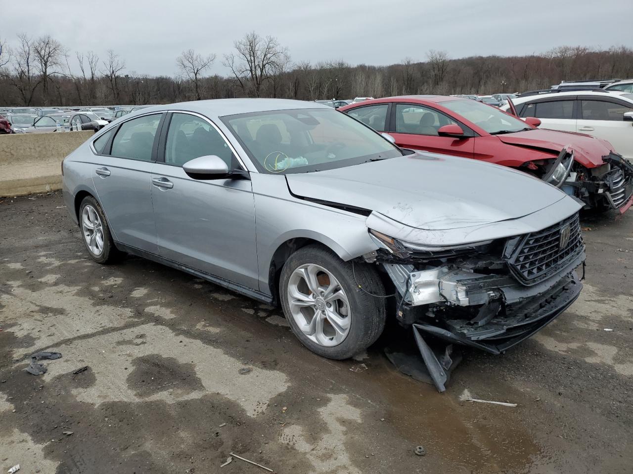 Photo 3 VIN: 1HGCY1F2XRA017143 - HONDA ACCORD 