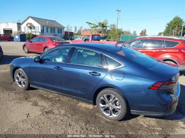 Photo 2 VIN: 1HGCY1F30PA038136 - HONDA ACCORD 