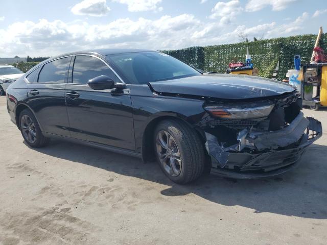 Photo 3 VIN: 1HGCY1F30RA000246 - HONDA ACCORD 