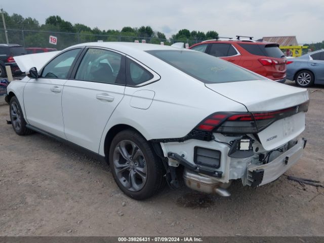 Photo 2 VIN: 1HGCY1F30RA036096 - HONDA ACCORD 