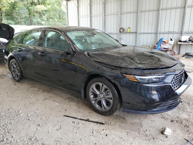 Photo 3 VIN: 1HGCY1F30RA037135 - HONDA ACCORD EX 