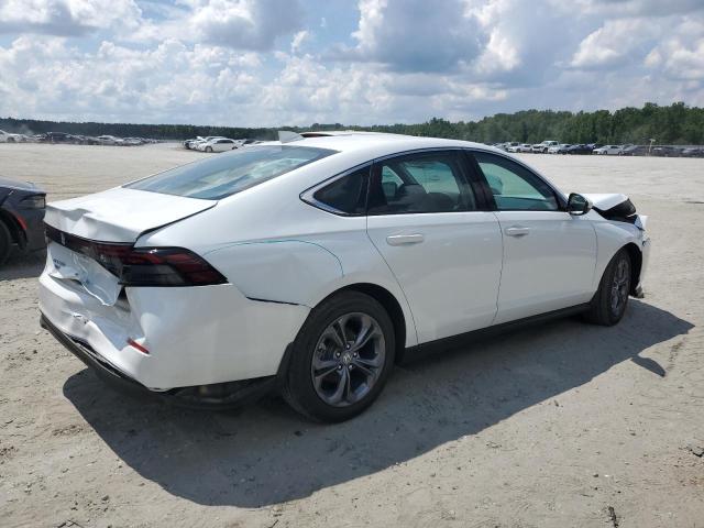 Photo 2 VIN: 1HGCY1F30RA048622 - HONDA ACCORD EX 