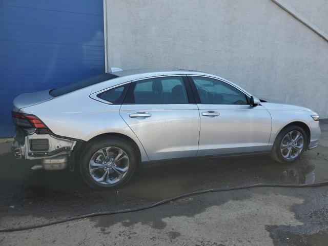 Photo 2 VIN: 1HGCY1F30RA060317 - HONDA ACCORD EX 