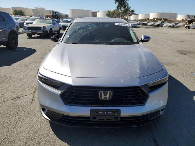 Photo 4 VIN: 1HGCY1F31PA024777 - HONDA ACCORD EX 