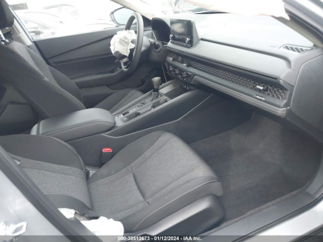 Photo 4 VIN: 1HGCY1F31PA059755 - HONDA ACCORD 