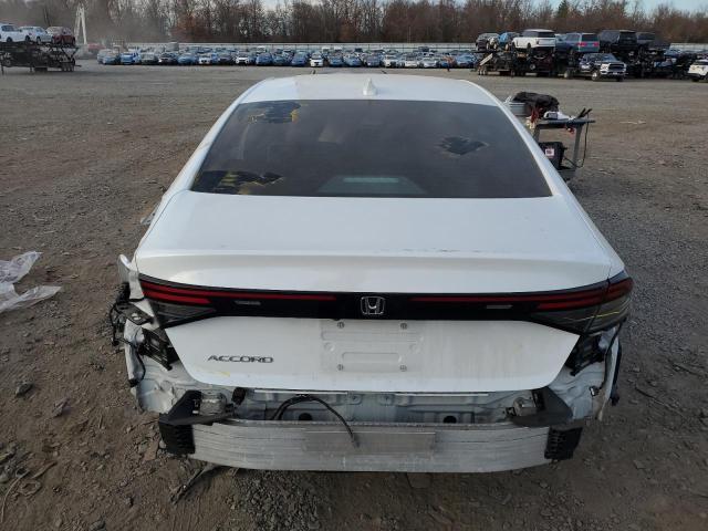 Photo 5 VIN: 1HGCY1F31RA021381 - HONDA ACCORD EX 