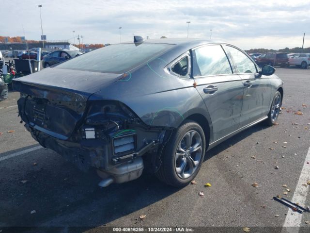 Photo 3 VIN: 1HGCY1F31RA059192 - HONDA ACCORD 