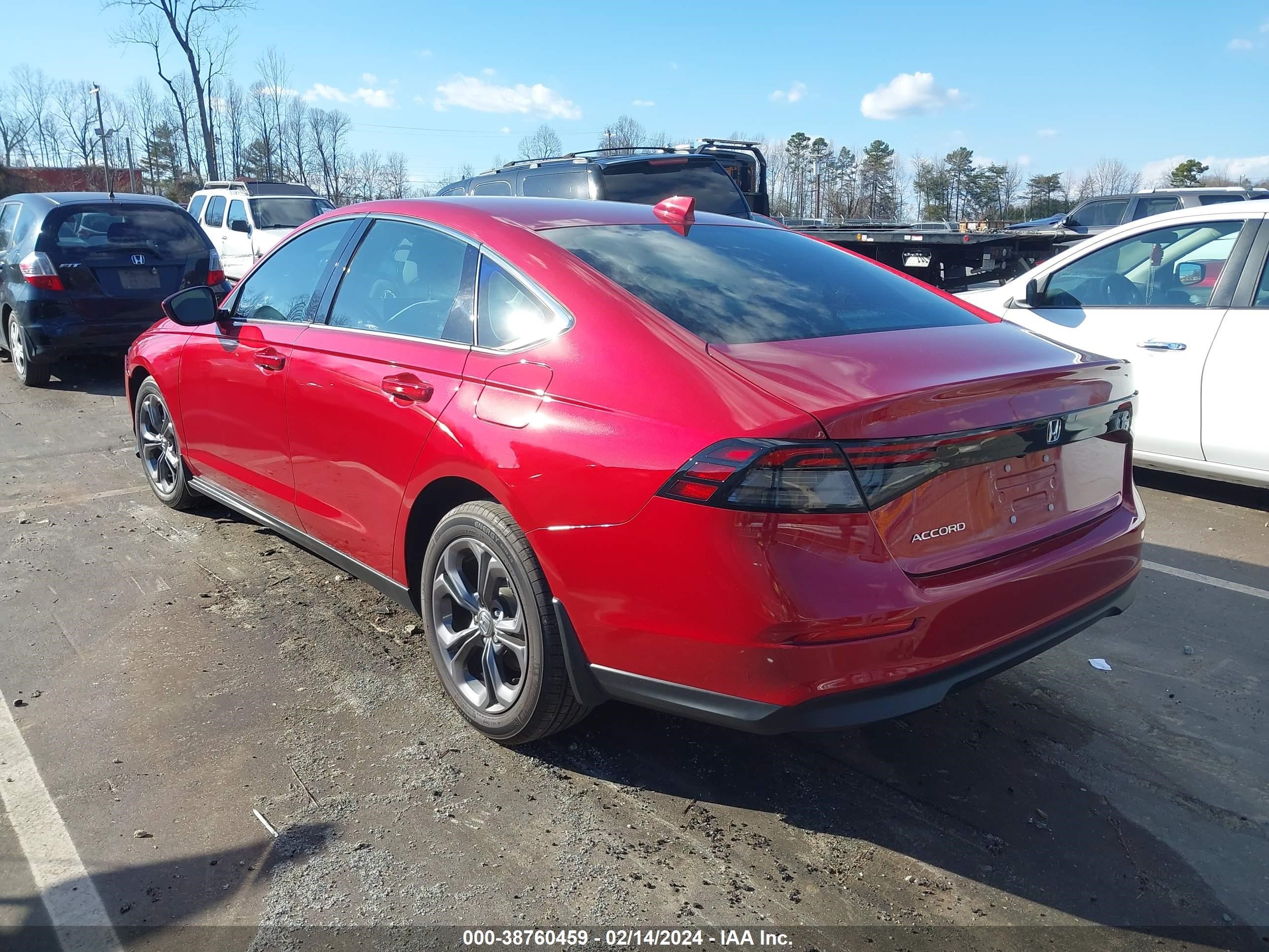 Photo 2 VIN: 1HGCY1F32PA013321 - HONDA ACCORD 