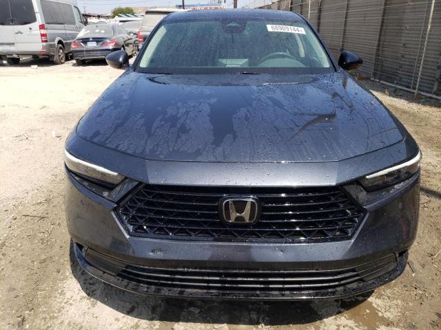 Photo 4 VIN: 1HGCY1F32RA017615 - HONDA ACCORD EX 