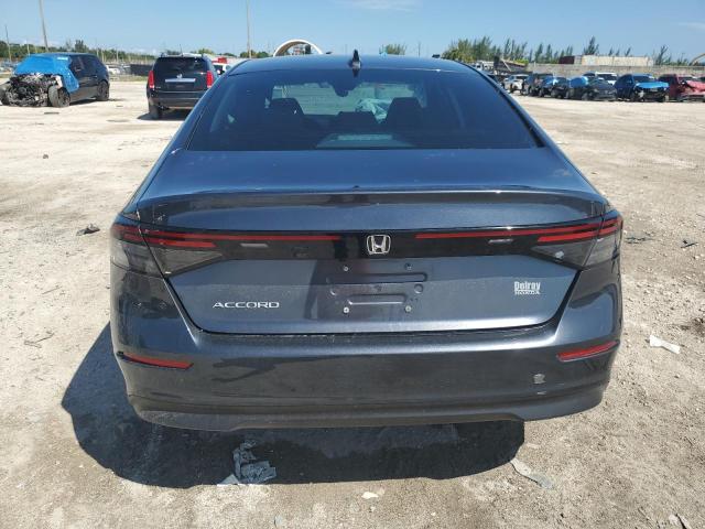 Photo 5 VIN: 1HGCY1F33PA002599 - HONDA ACCORD EX 