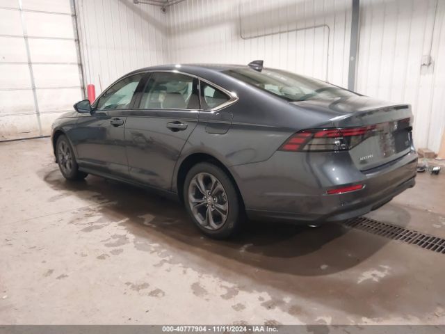 Photo 2 VIN: 1HGCY1F33RA053538 - HONDA ACCORD 