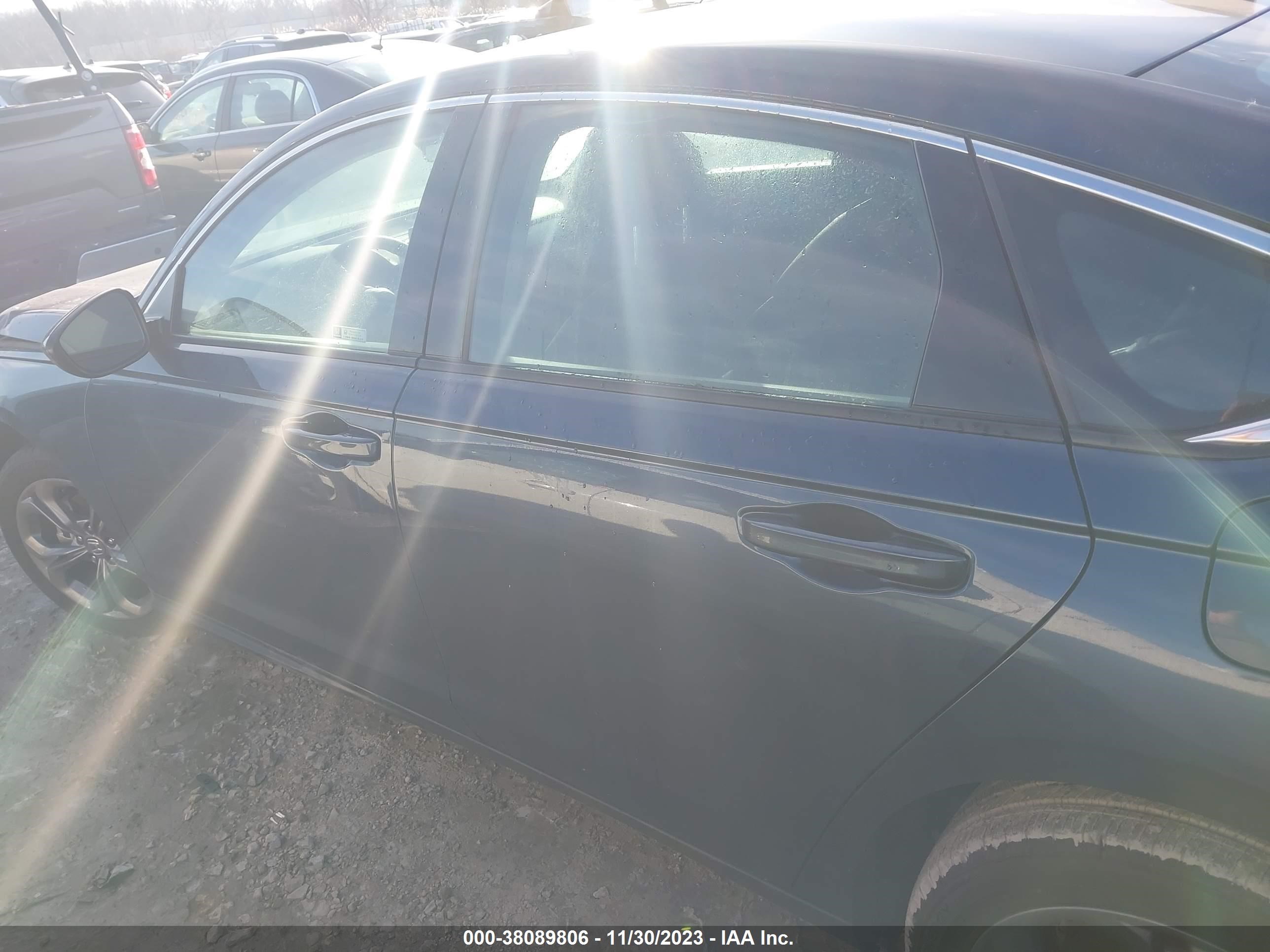 Photo 13 VIN: 1HGCY1F34PA016964 - HONDA ACCORD 