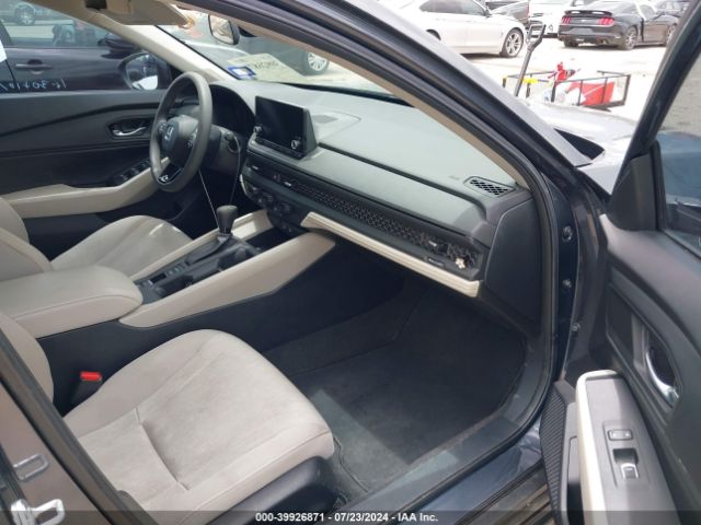 Photo 4 VIN: 1HGCY1F34PA017886 - HONDA ACCORD 