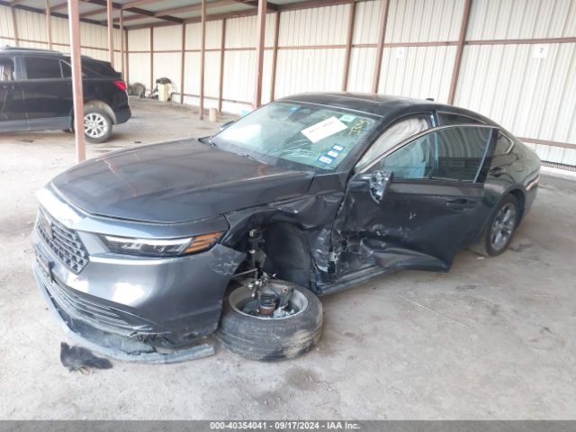 Photo 5 VIN: 1HGCY1F34RA011380 - HONDA ACCORD 