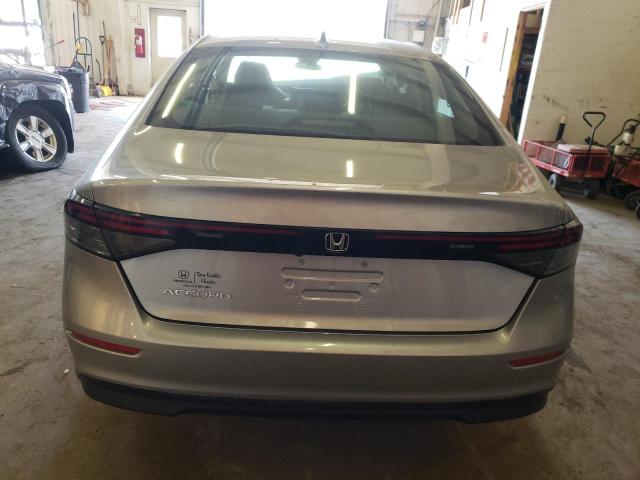 Photo 5 VIN: 1HGCY1F35PA009876 - HONDA ACCORD EX 