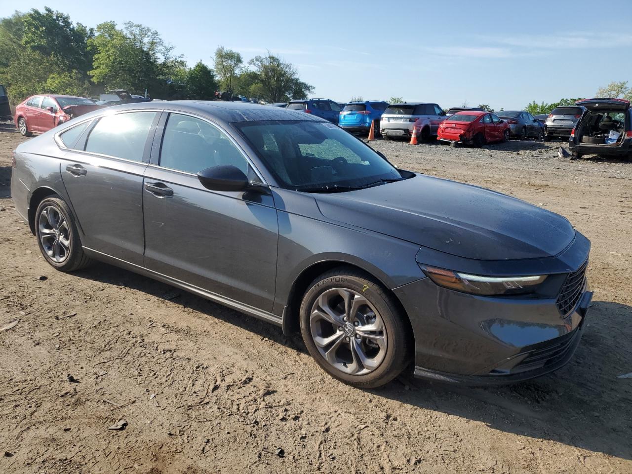 Photo 3 VIN: 1HGCY1F35PA051352 - HONDA ACCORD 